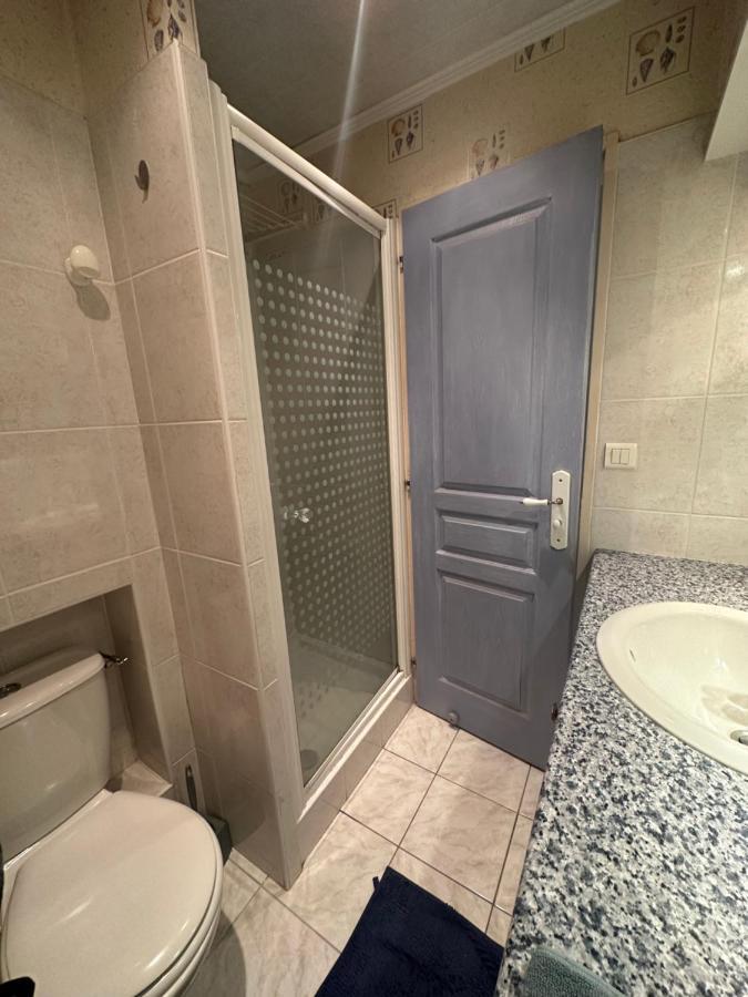 A La Semaine Ou Au Jour / Location Studio Meuble 30M² ลาซิโอตาต์ ภายนอก รูปภาพ