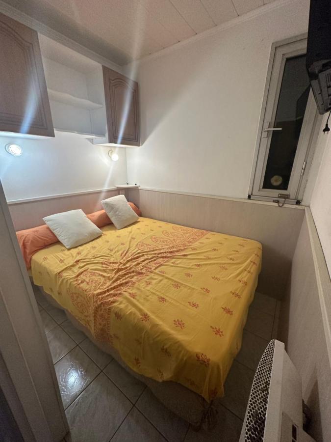 A La Semaine Ou Au Jour / Location Studio Meuble 30M² ลาซิโอตาต์ ภายนอก รูปภาพ